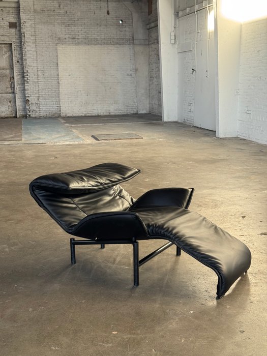 Cassina - Vico Magistretti - Chaise longue - Véranda - Cuir