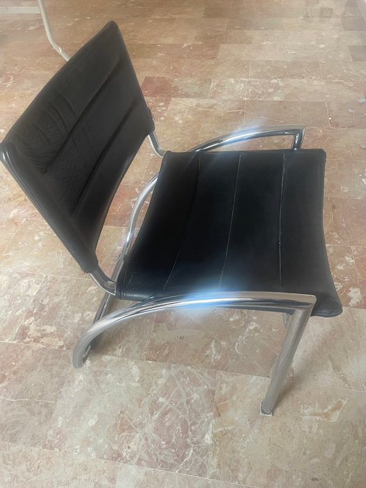 Elam - Gae Aulenti - Lira - Chaise (4) - Acier, Cuir - Chaises usagées mais bonnes