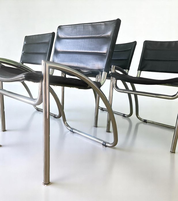 Elam - Gae Aulenti - Lira - Chaise (4) - Acier, Cuir - Chaises usagées mais bonnes