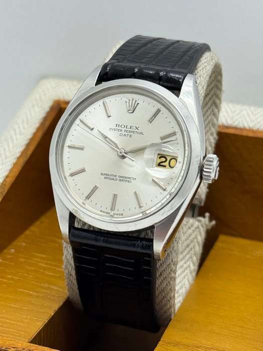Rolex - Oyster Perpetual Date - Ref: 1500 - Homme - 1970-1979