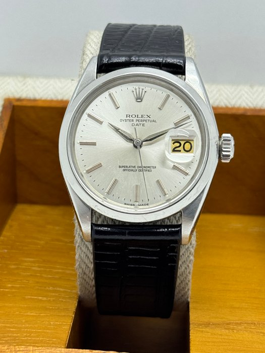 Rolex - Oyster Perpetual Date - Ref: 1500 - Homme - 1970-1979