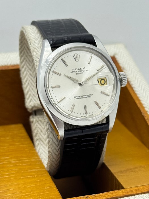 Rolex - Oyster Perpetual Date - Ref: 1500 - Homme - 1970-1979