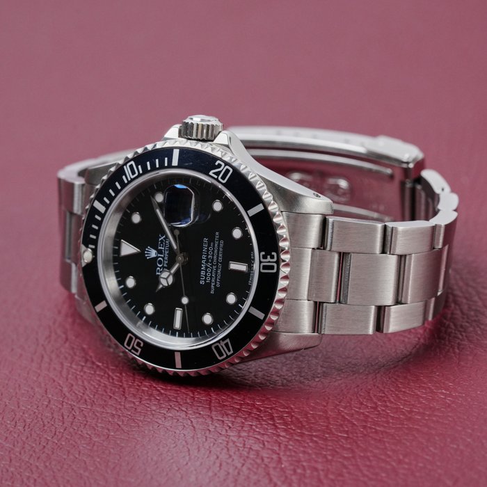 Rolex - Submariner Date - 16610 - Homme - 1990-1999