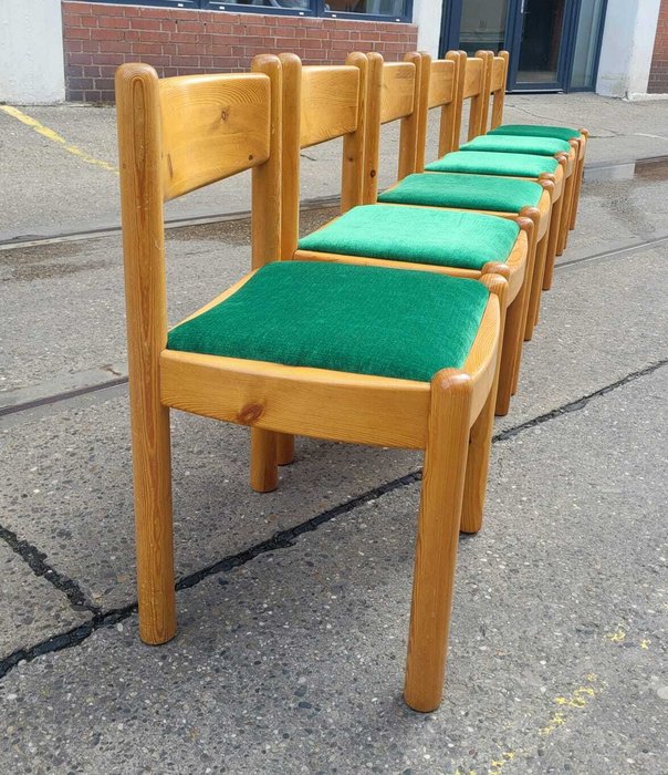 Vamdrup Stolefabrik - Chaise - Bois - Un ensemble de six chaises de salle à manger en pin des années 70