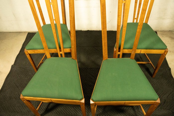 Giorgetti - Umberto Asnago Ambrogio Pozzi - Chaise (4) - Chaise avec dossier haut - Bois