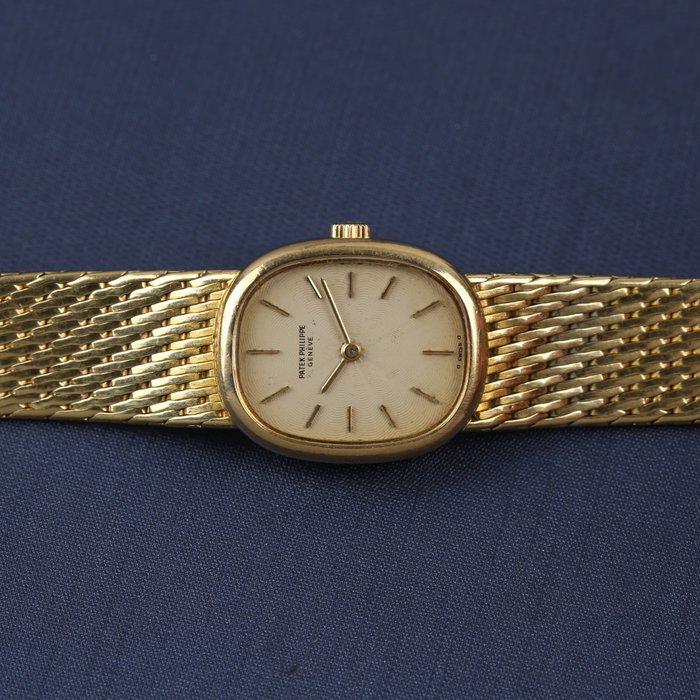Patek Philippe - Ellipse - 4464 - Femme - 1980-1989