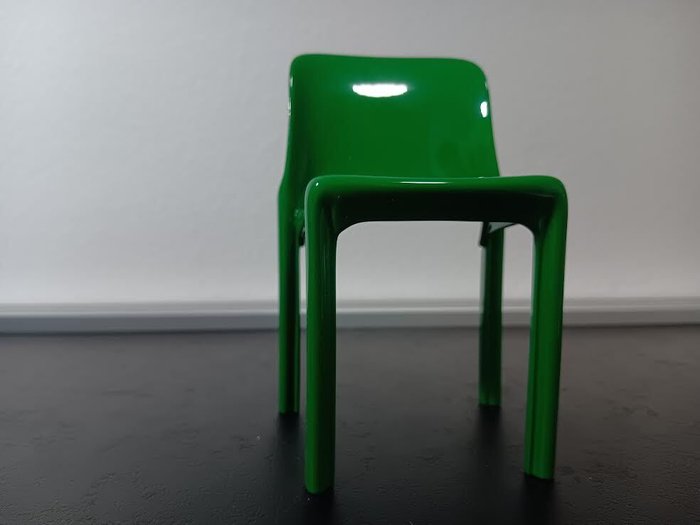 Vitra Design Museum Miniatur - Vico Magistretti - Chaise - Sélène 1968 - Plastique