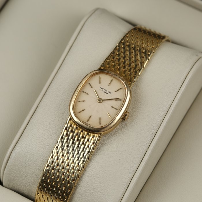 Patek Philippe - Ellipse - 4464 - Femme - 1980-1989