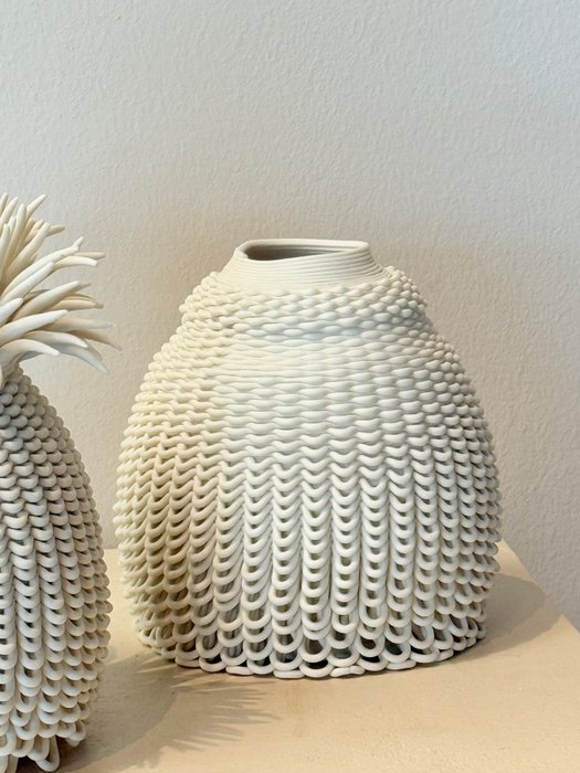LEA STUDIOS - Ionela Bellato - Vase (2) - Anémone Bianca - Porcelaine
