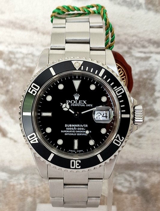 Rolex - Submariner Date - Sans Prix de Réserve - 16610LN - Homme - 2001
