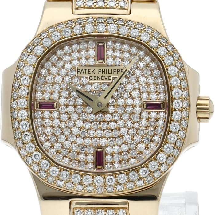 Patek Philippe - Nautilus watch diamond bezel diamond bracelet pave diamond dial - 4700/155 - Femme - 1990-1999