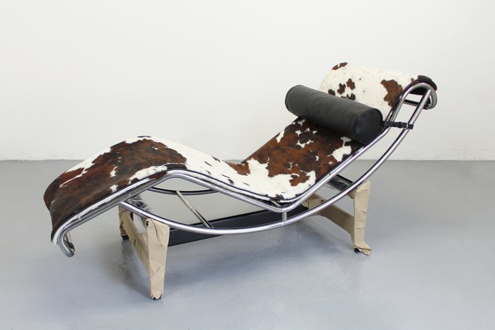 Cassina - Charlotte Perriand, Le Corbusier - Chaise longue - LC4 - Acier, Cuir