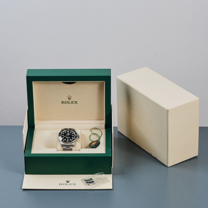 Rolex - Submariner No Date - 124060 - Homme - 2000-2010