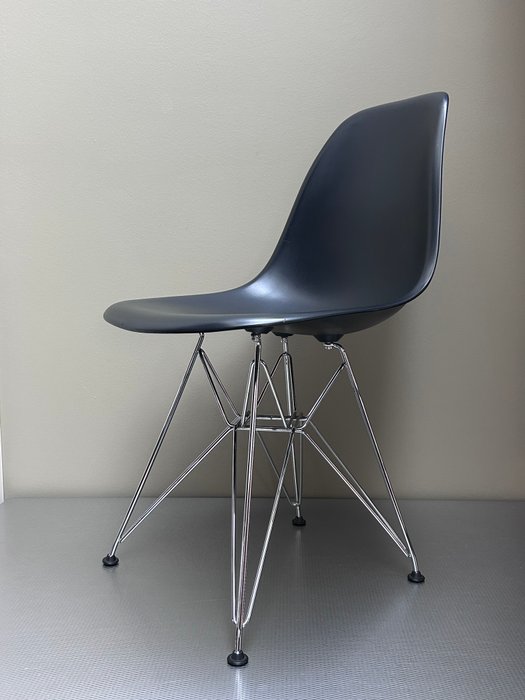 Vitra - Charles Eames - Chaise - Métal, Plastique