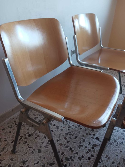 Anonima Castelli - Giancarlo Piretti - Chaise (4) - DSC 106 - Bois, Métal