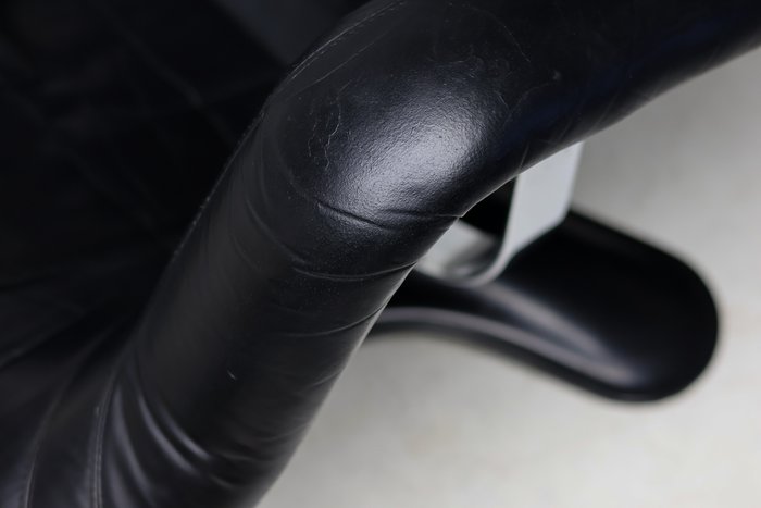 Haimi - Yrjö Kukkapuro - Chaise longue (2) - Cuir, Fibre de verre