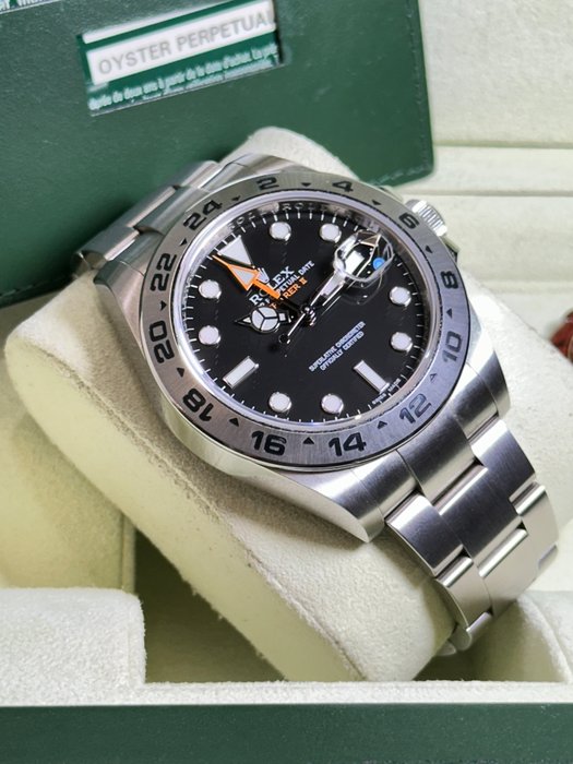 Rolex - Explorer II - 216570 - Homme - 2015