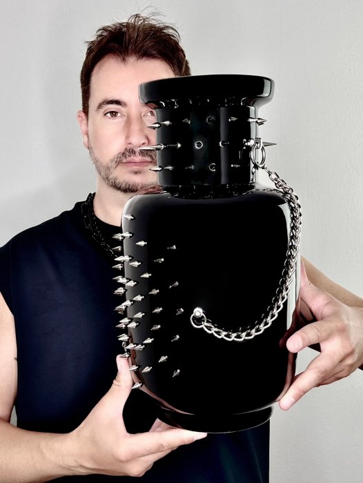 Rodrigo Vairinhos - Vase - pas vanille_1 - Grès - Pas Vanille