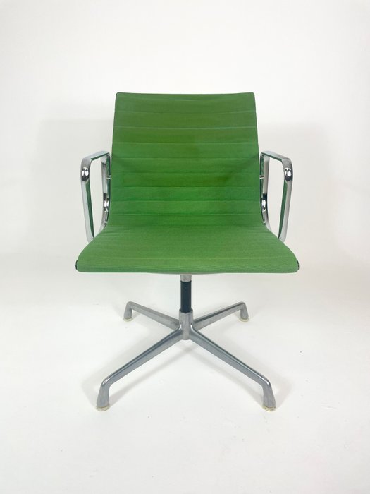 ICF - Charles Eames - Chaise - EA108 - Aluminium, Textile