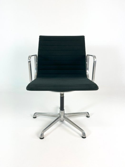 ICF - Charles & Ray Eames - Chaise - Groupe d%27aluminium EA 108 - Aluminium, Textile