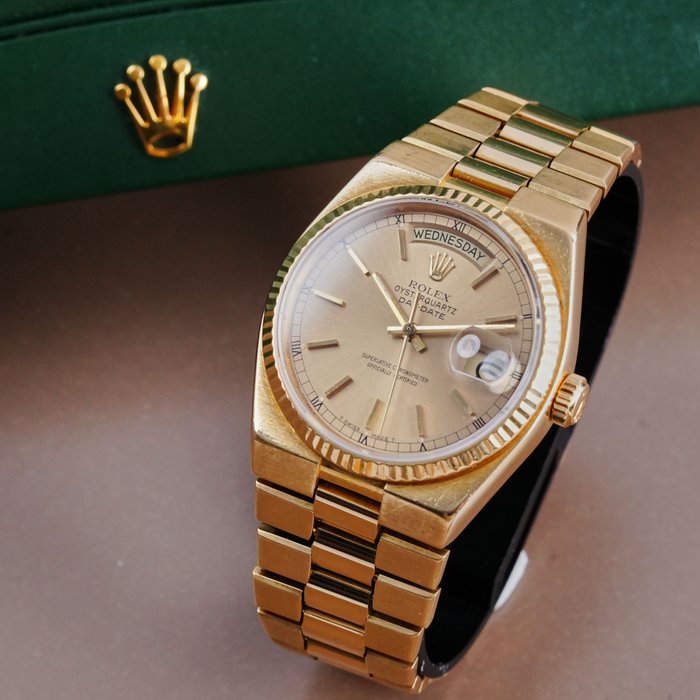 Rolex - Day-Date Oysterquartz 18kt. Gold - 19018 - Homme - 1980-1989