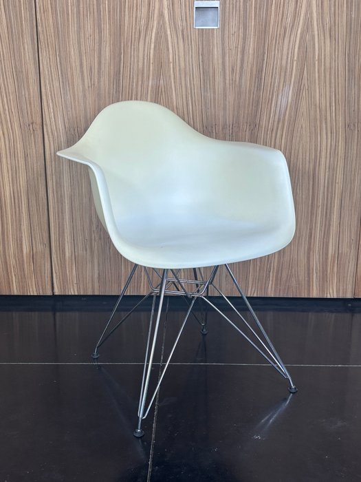 Vitra - Charles & Ray Eames - Chaise - DAR - Acier, Polypropylène