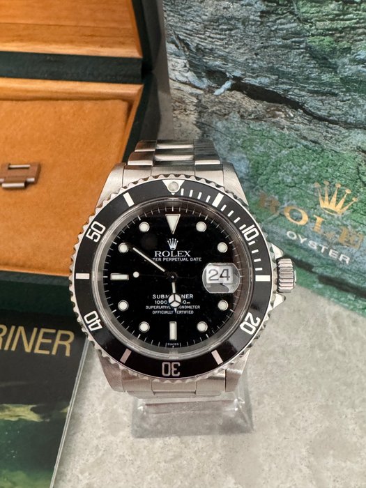Rolex - Submariner Date - 16610 - Homme - 1990-1999