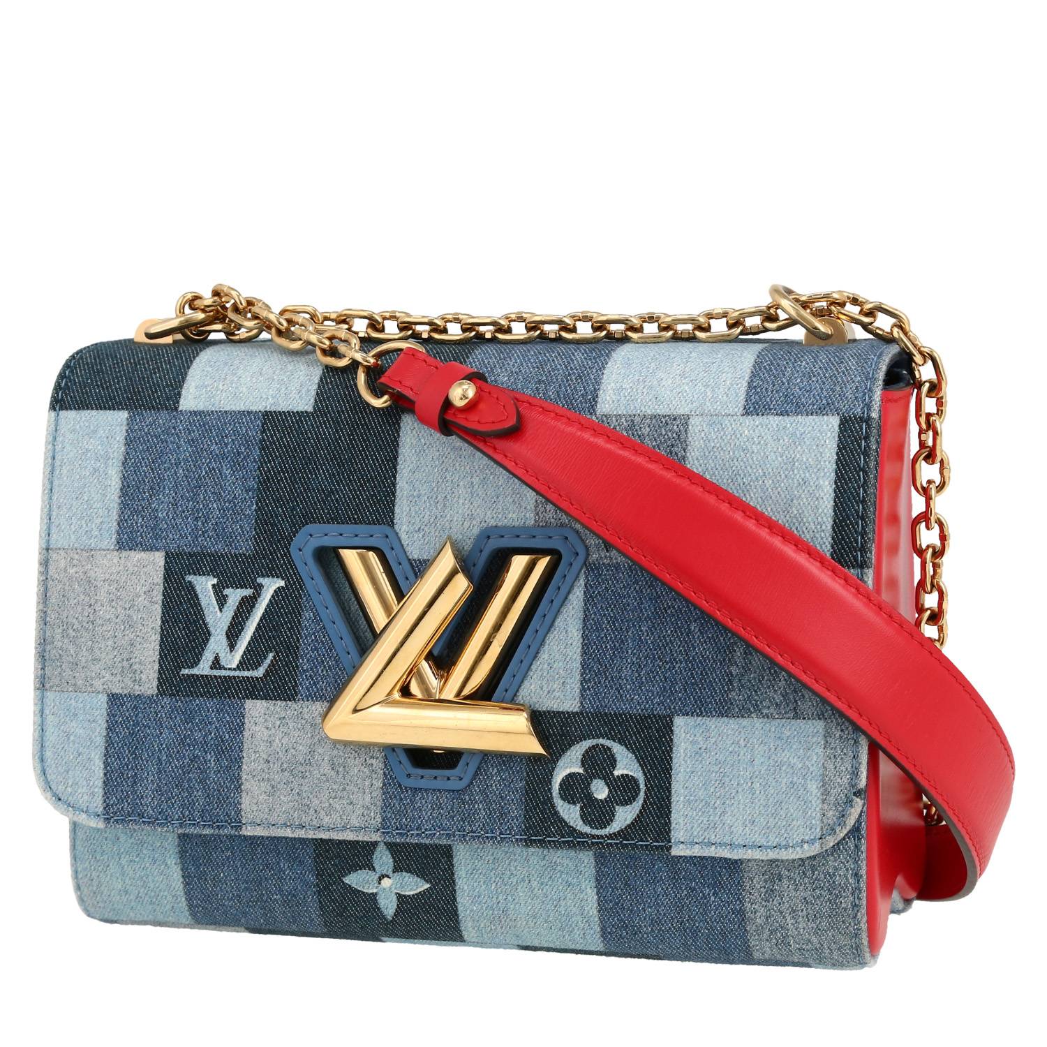 Sac à main Louis Vuitton Twist en toile denim bleue et cuir rouge