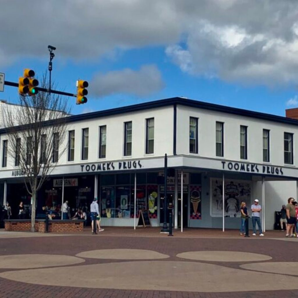 Toomer’s Corner getting new crosswalk system Toomer’s Corner getting new crosswalk system