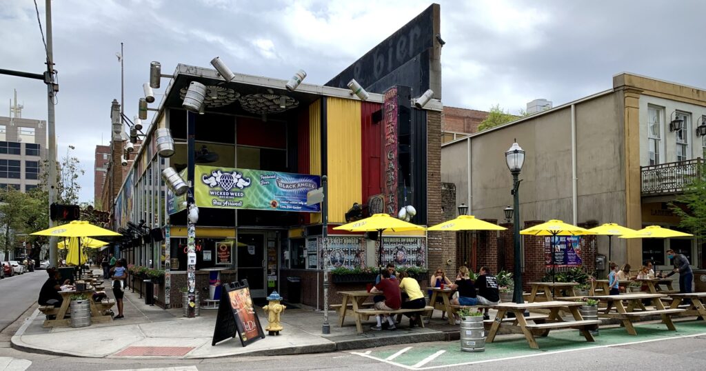 7 downtown Mobile brunch options with amazing outdoor dining 7 downtown Mobile brunch options with amazing outdoor dining