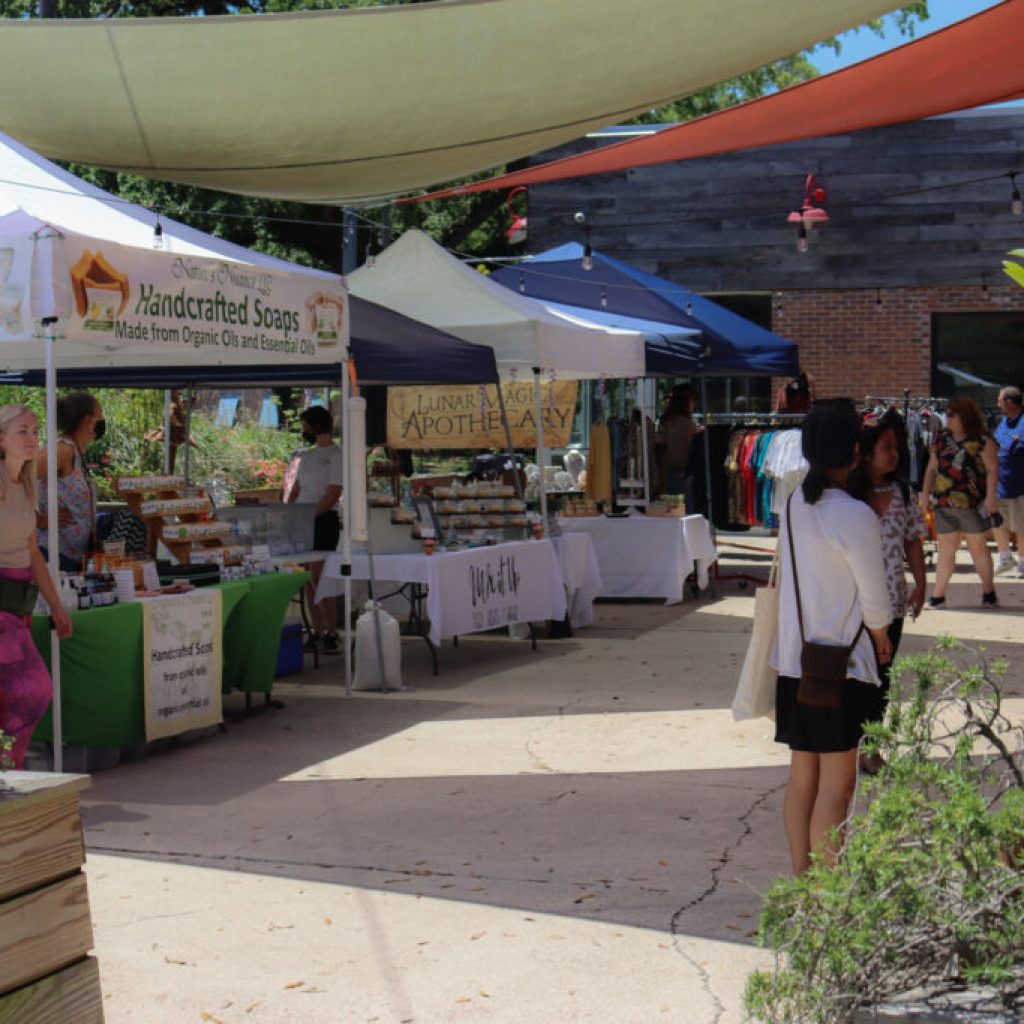 4 Mobile outdoor markets you need to know about 4 Mobile outdoor markets you need to know about