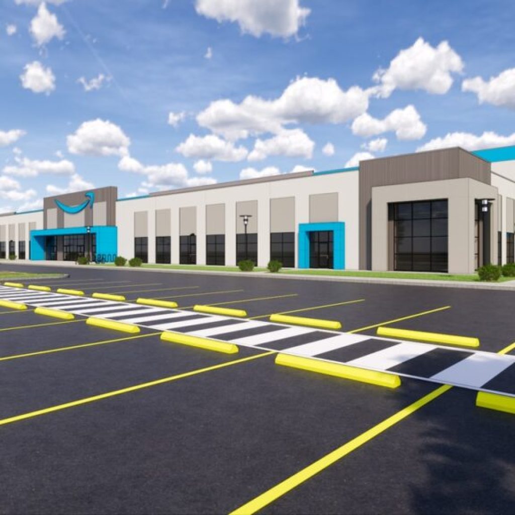 Amazon Fulfillment Center planned for Huntsville, creating 500 new jobs Amazon Fulfillment Center planned for Huntsville, creating 500 new jobs