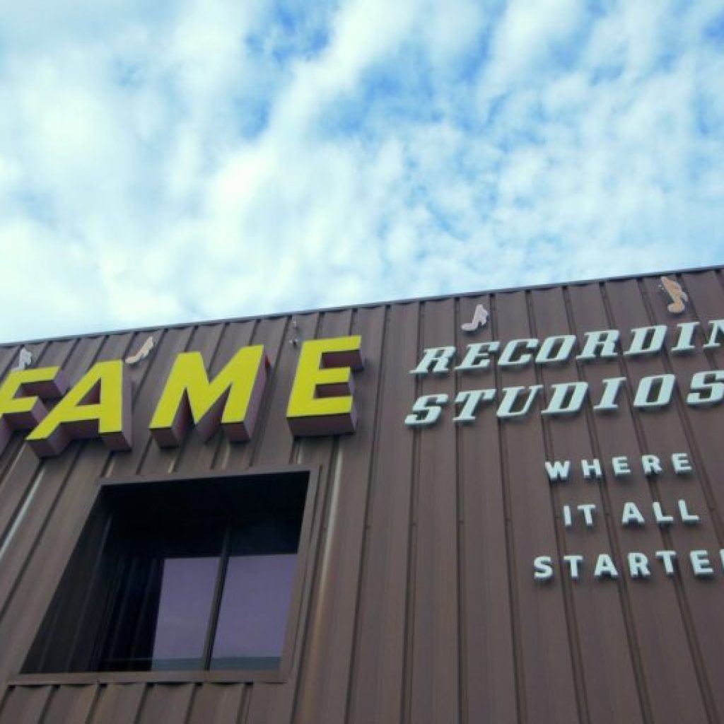 Muscle Shoals named among “The 15 Best Small Towns to Visit in 2021” by Smithsonian Magazine Muscle Shoals named among “The 15 Best Small Towns to Visit in 2021” by Smithsonian Magazine