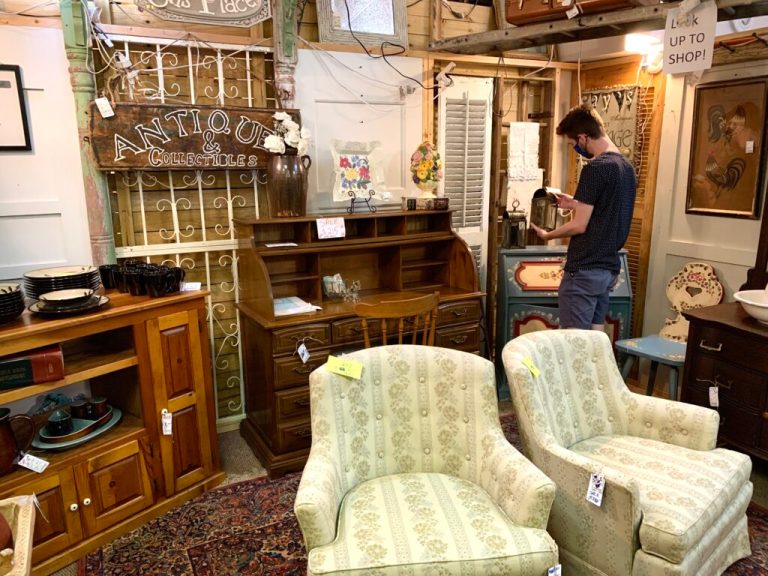 Getting thrifty! 4 great thrift stores in the Mobile area Getting thrifty! 4 great thrift stores in the Mobile area