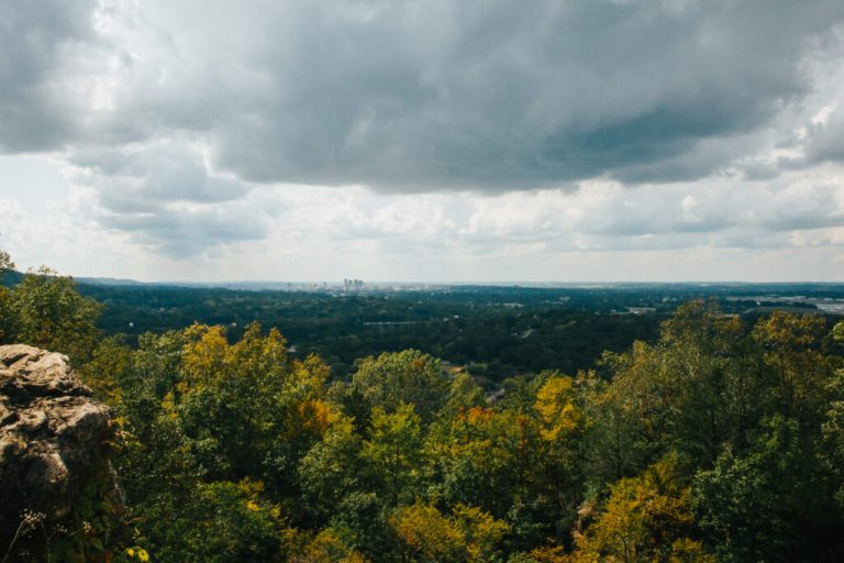 5 spectacular Alabama hiking trails with fantastic views, interesting wildlife + more 5 spectacular Alabama hiking trails with fantastic views, interesting wildlife + more