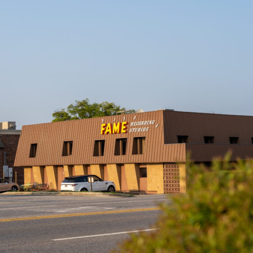 The Astonishing History behind Muscle Shoals’ Fame Recording Studio The Astonishing History behind Muscle Shoals’ Fame Recording Studio