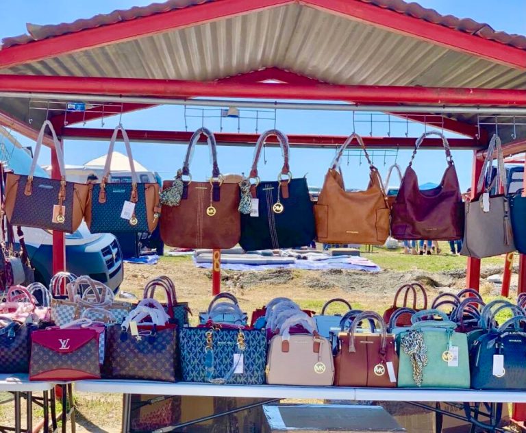 Find new treasures at these North Alabama flea markets Find new treasures at these North Alabama flea markets