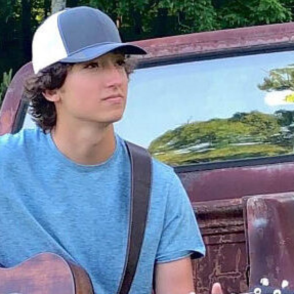 Pell City teen takes the stage on “The Voice” Pell City teen takes the stage on “The Voice”