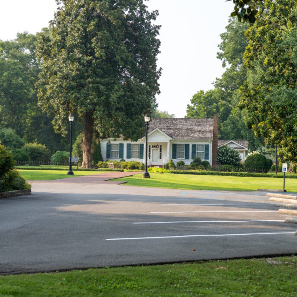 This Alabama town is one of the top underrated small towns to visit in America This Alabama town is one of the top underrated small towns to visit in America