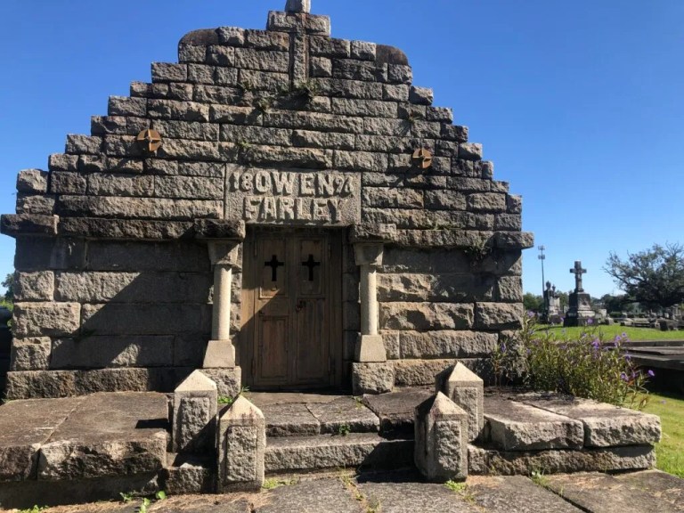 5 historical burials in Mobile you need to know about 5 historical burials in Mobile you need to know about
