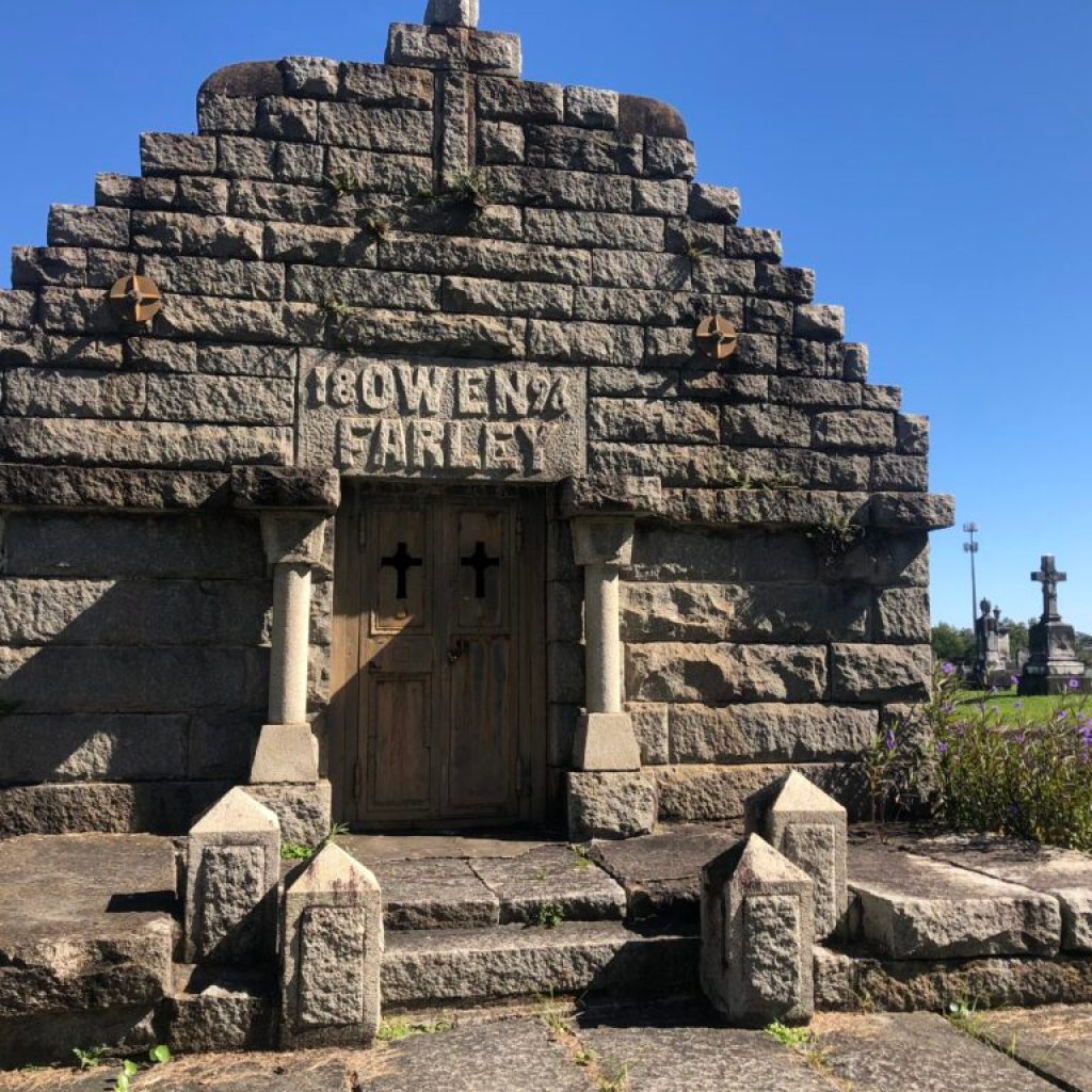 5 historical burials in Mobile you need to know about 5 historical burials in Mobile you need to know about