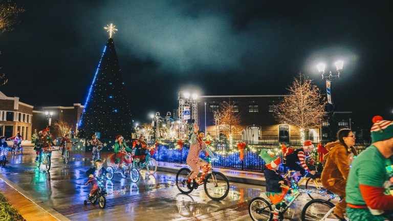 7 Christmas light shows near Mobile to visit before ringing in the new year 7 Christmas light shows near Mobile to visit before ringing in the new year