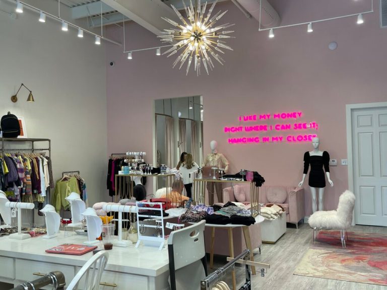 Small Biz Monday: 3 reasons to fall in love with The Mix boutique in Mobile Small Biz Monday: 3 reasons to fall in love with The Mix boutique in Mobile