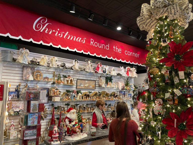 Small Biz Monday: 3 reasons to get your Christmas cheer started at Christmas Round the Corner in Fairhope Small Biz Monday: 3 reasons to get your Christmas cheer started at Christmas Round the Corner in Fairhope