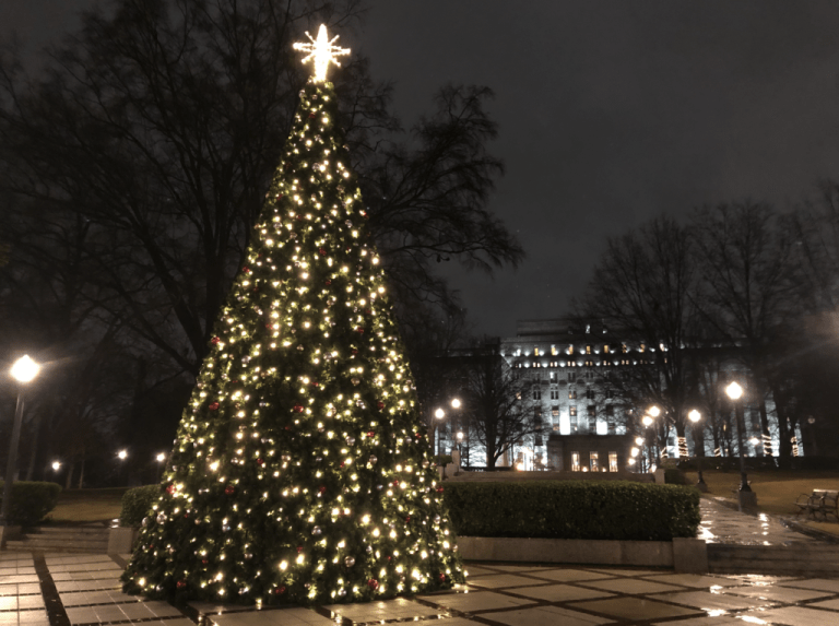 Your guide to Alabama’s tree lighting celebrations in 2025 Your guide to Alabama’s tree lighting celebrations in 2025