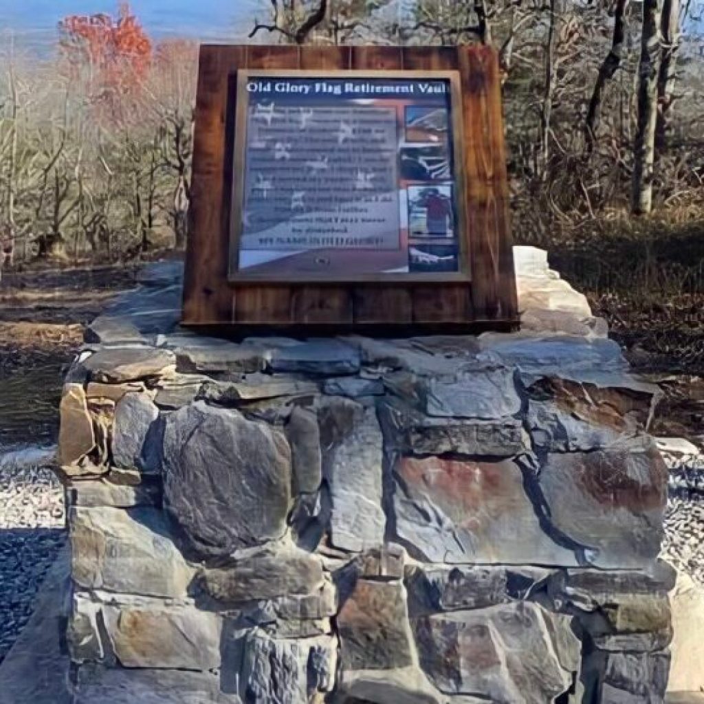 Retired U.S. flag gets new resting place at Cheaha State Park Retired U.S. flag gets new resting place at Cheaha State Park