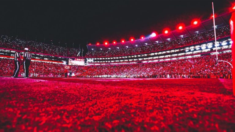Get free autographs from former University of Alabama football players on Dec. 18—here’s how Get free autographs from former University of Alabama football players on Dec. 18—here’s how