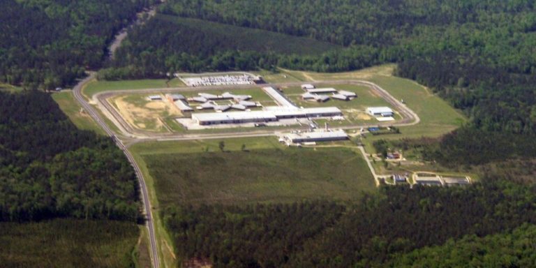 Texas saved billion by making key changes to their prison system—what can Alabama prisons learn? Texas saved billion by making key changes to their prison system—what can Alabama prisons learn?