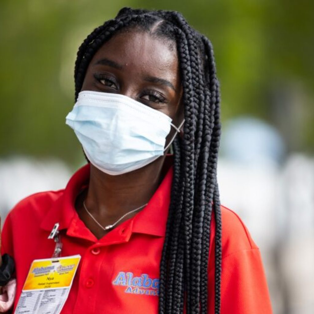 NOW HIRING: Alabama Adventure to hire over 400 seasonal employees NOW HIRING: Alabama Adventure to hire over 400 seasonal employees