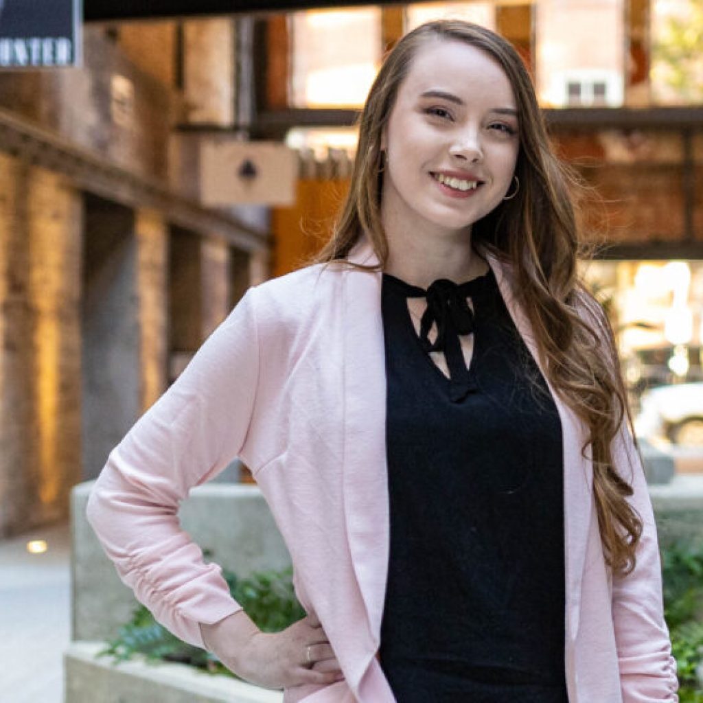 Business degree, full time job + life—how one woman makes time for it all Business degree, full time job + life—how one woman makes time for it all